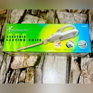 Brand new Toastmaster Electric Carving knife